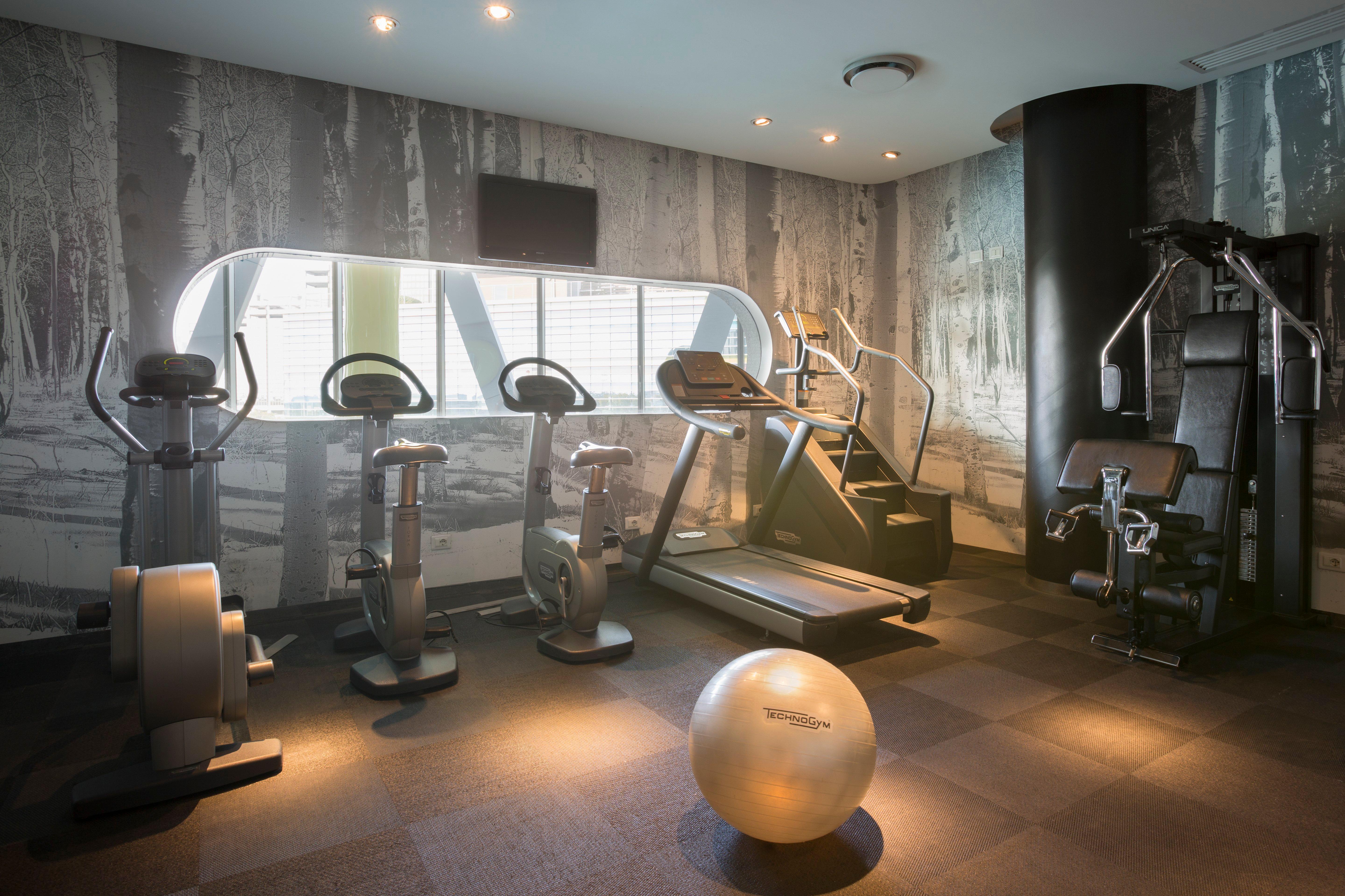 Voco Milan-Fiere By Ihg Hotel Exterior photo